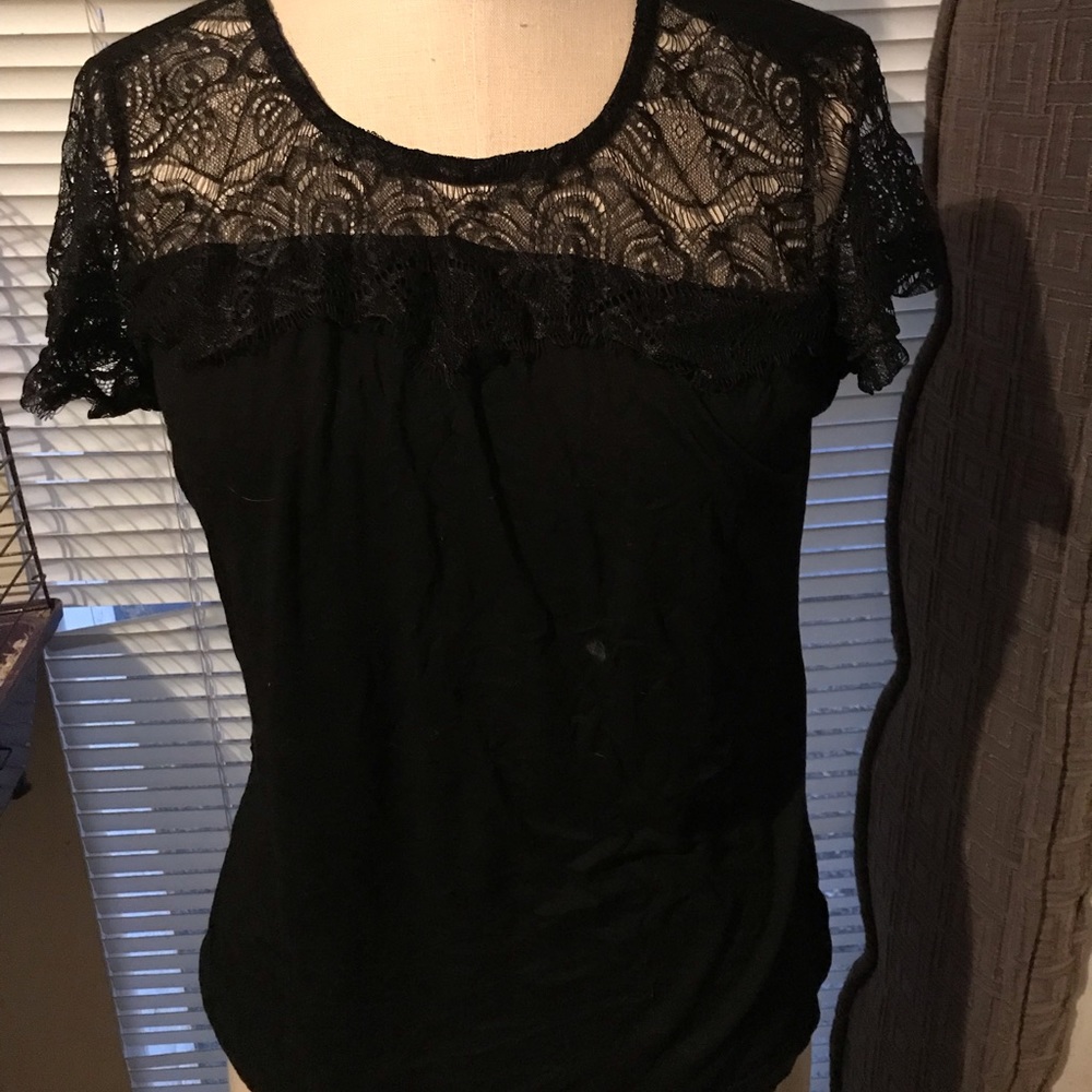 Black lace tee